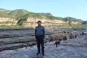 https://sf.qdu.edu.cn/__local/D/67/EA/155BBF19F840D1FF8795A51B354_8BB0E6B1_8351.jpg